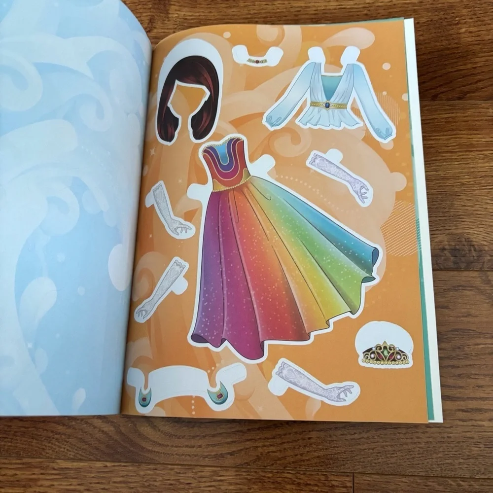 Dress-up Girls Paper Dolls Maya book